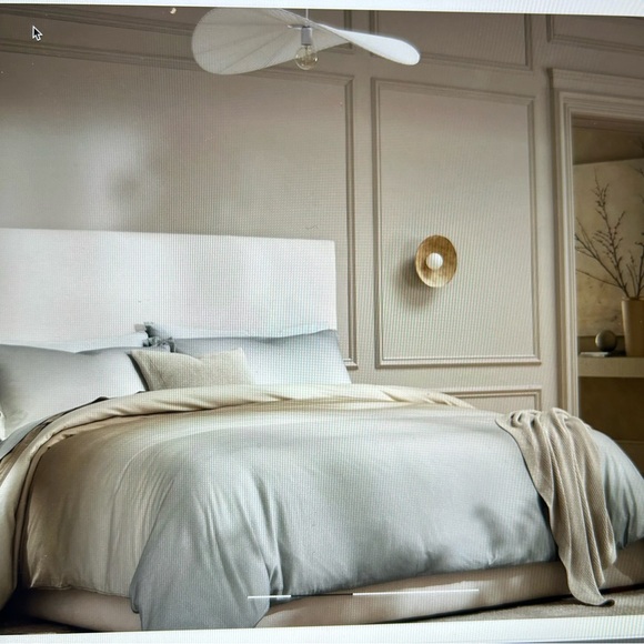 Boll & Branch King Size Ombre Oak/Shore Flannel Duvet and 2 King Size Shams SET - Picture 3 of 16